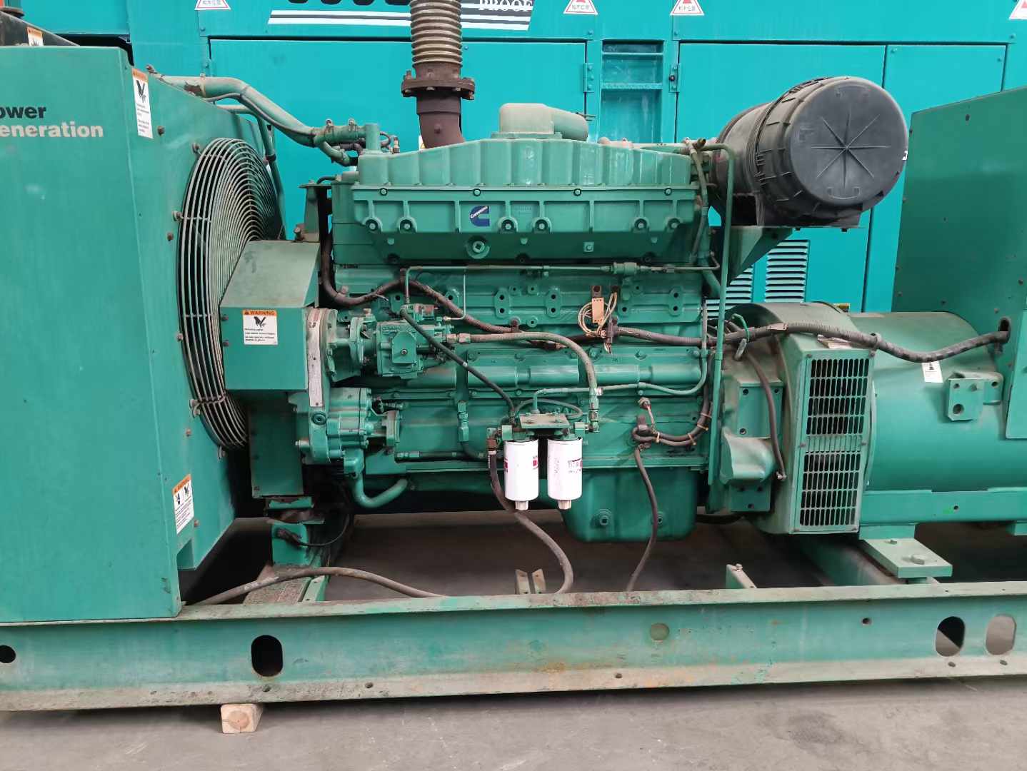 分宜过载会对 600kW 柴油发电机组造成哪些损害？