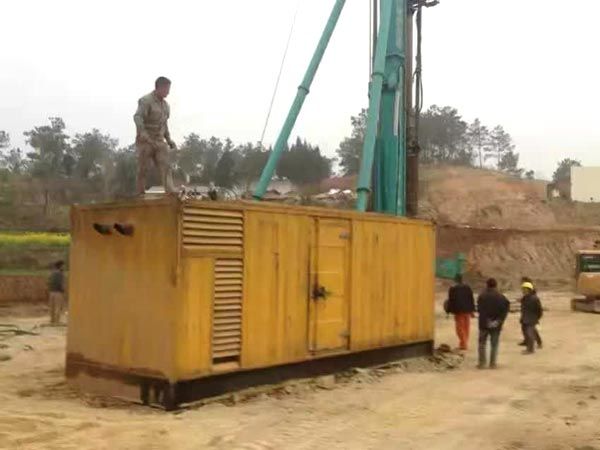 分宜如何判断水冷式机油散热器密封件是否需要更换?